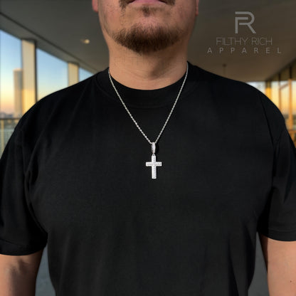 VVS1 Moissanite Cluster Cross Pendant – Flooded Diamond Look