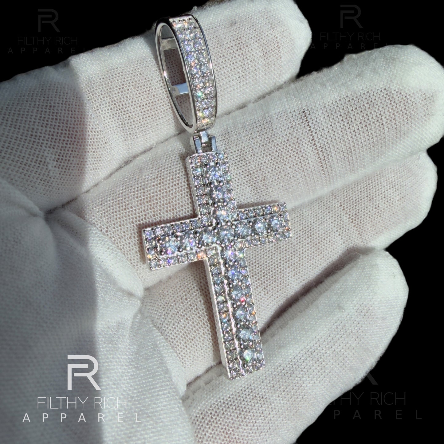 VVS1 Moissanite Cluster Cross Pendant – Flooded Diamond Look